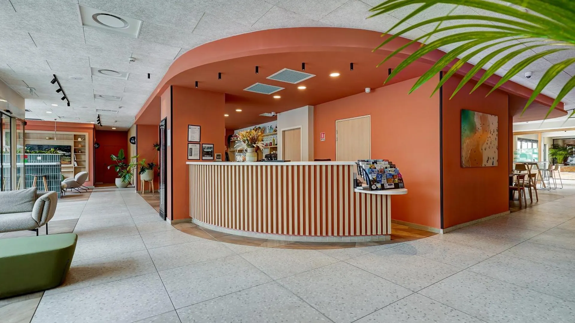 Hotel Kyriad Marseille Palais Des Congres - Velodrome - Ibis Styles A Partir Du 13 Mai 2025