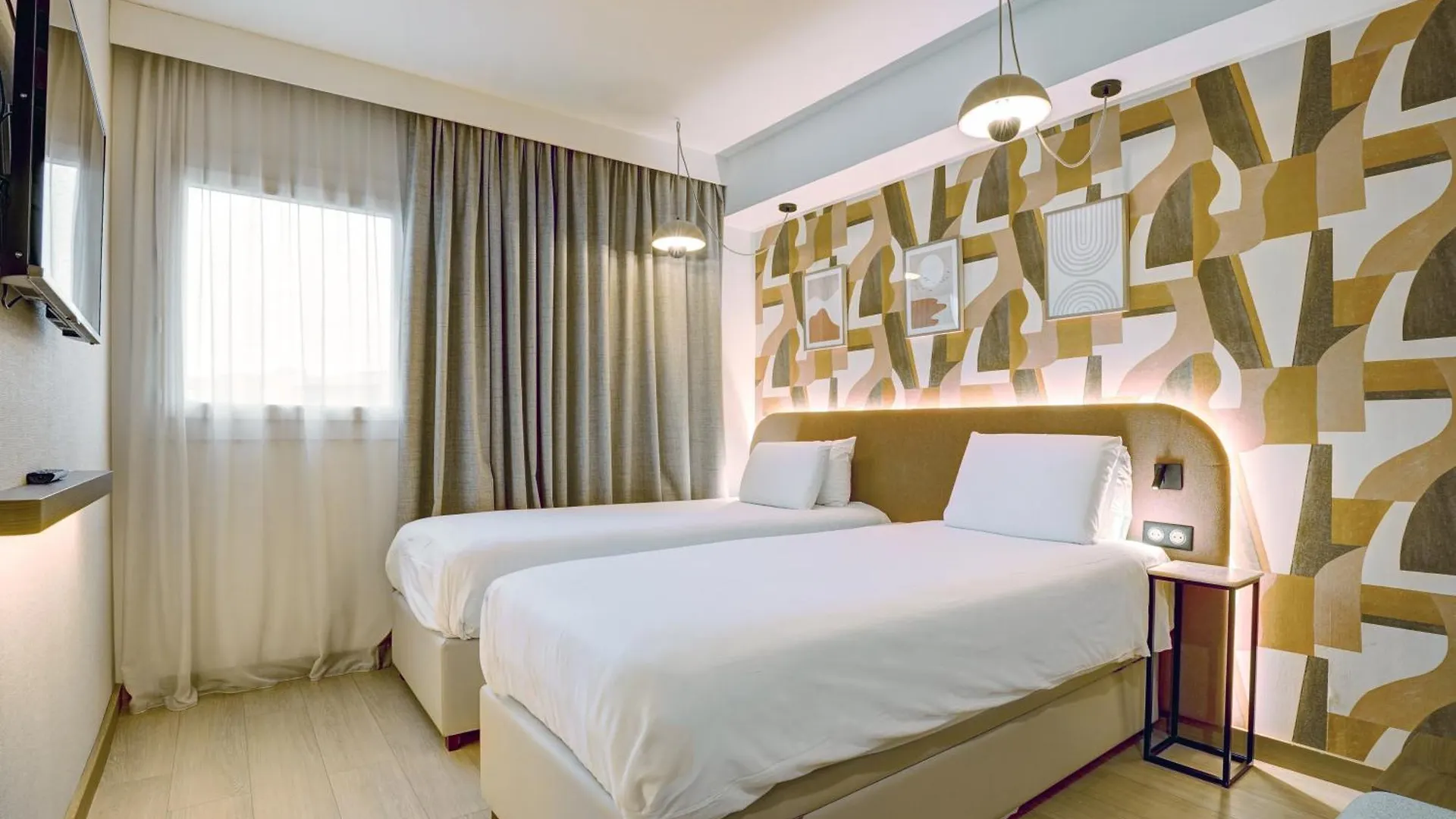 Kyriad Marseille Palais Des Congres - Velodrome - Ibis Styles A Partir Du 13 Mai 2025